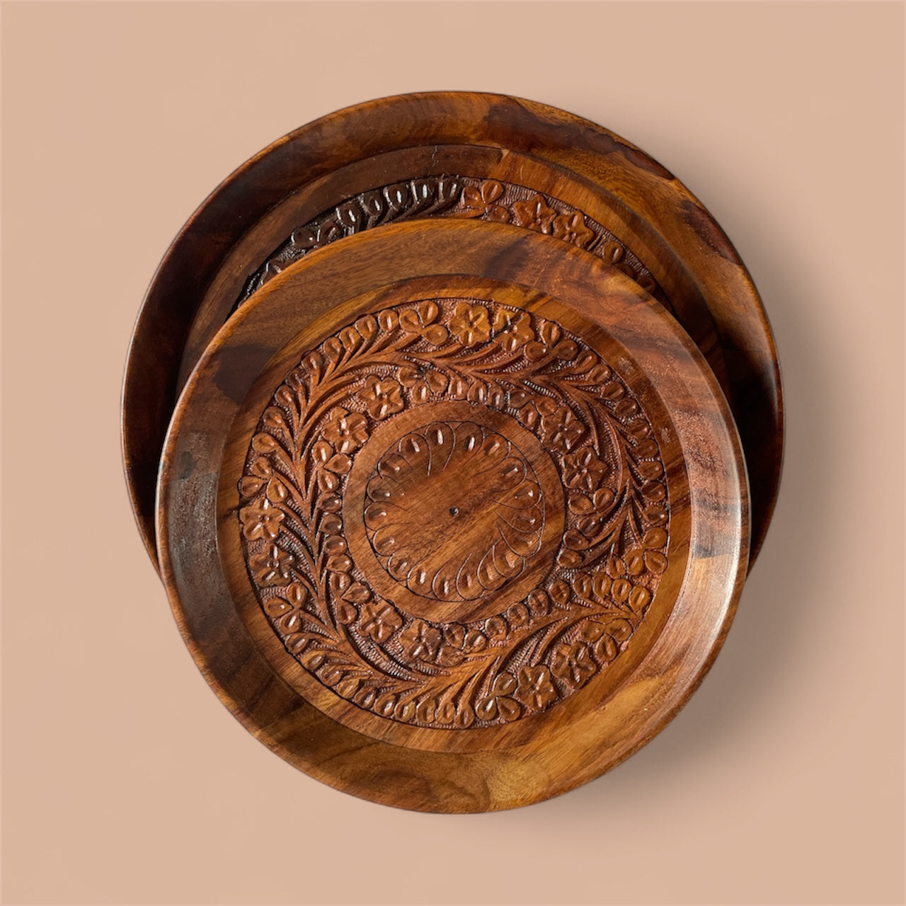 Wooden Plates Hand-Carved from Sheesham Wood - Design 2