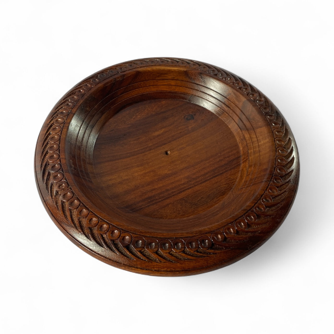 Wooden Plates Hand-Carved from Sheesham Wood - Design 1
